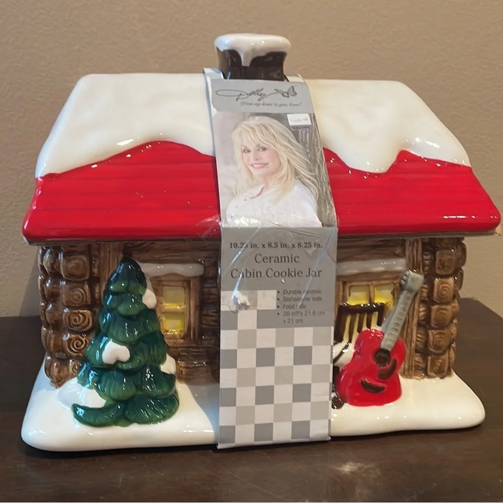 DOLLY PARTON Ceramic Cabin Cookie Jar Winter Holiday Christmas Decor Canister